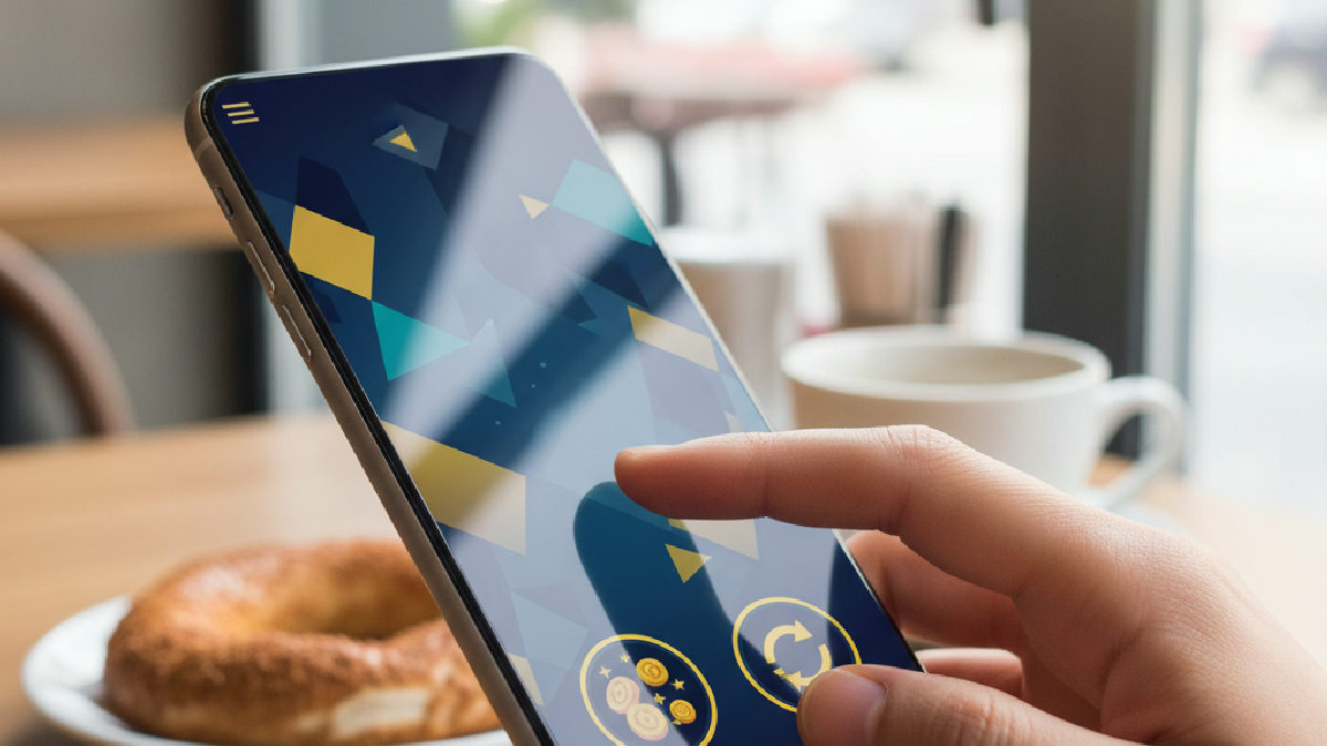 Jetbet ücretsiz oyunlar ile mobil cihazından kolayca erişim sağlayan bir kullanıcı.